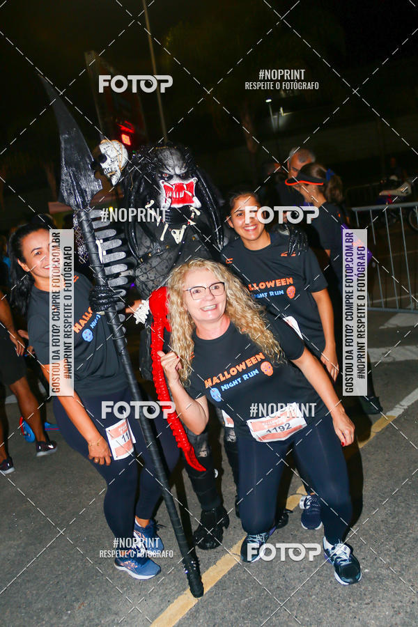 Buy your photos of the eventHalloween Run on Fotop