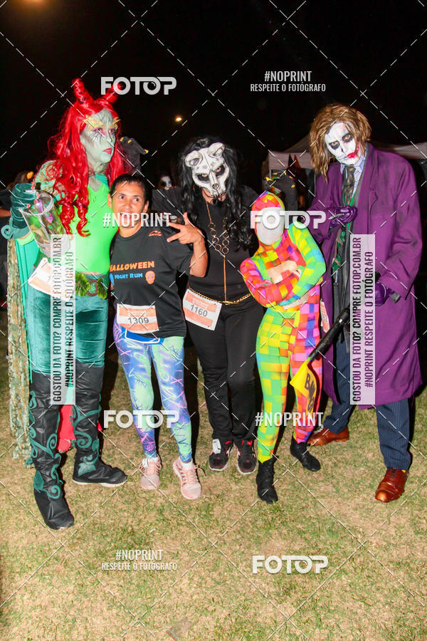 Buy your photos of the eventHalloween Run on Fotop