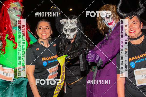 Buy your photos of the eventHalloween Run on Fotop