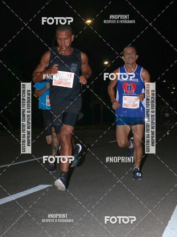 Buy your photos of the eventHalloween Run on Fotop