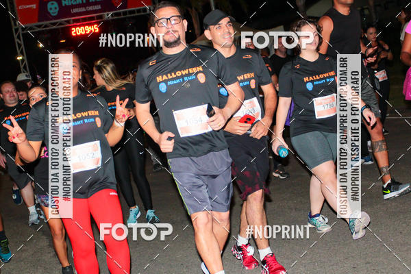 Buy your photos of the eventHalloween Run on Fotop