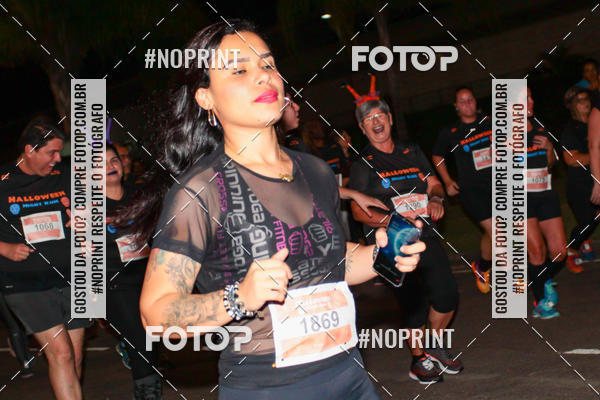 Buy your photos of the eventHalloween Run on Fotop