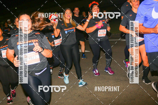 Buy your photos of the eventHalloween Run on Fotop