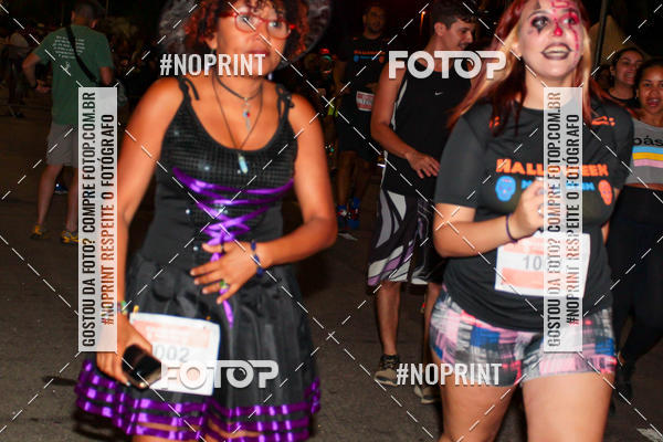 Buy your photos of the eventHalloween Run on Fotop