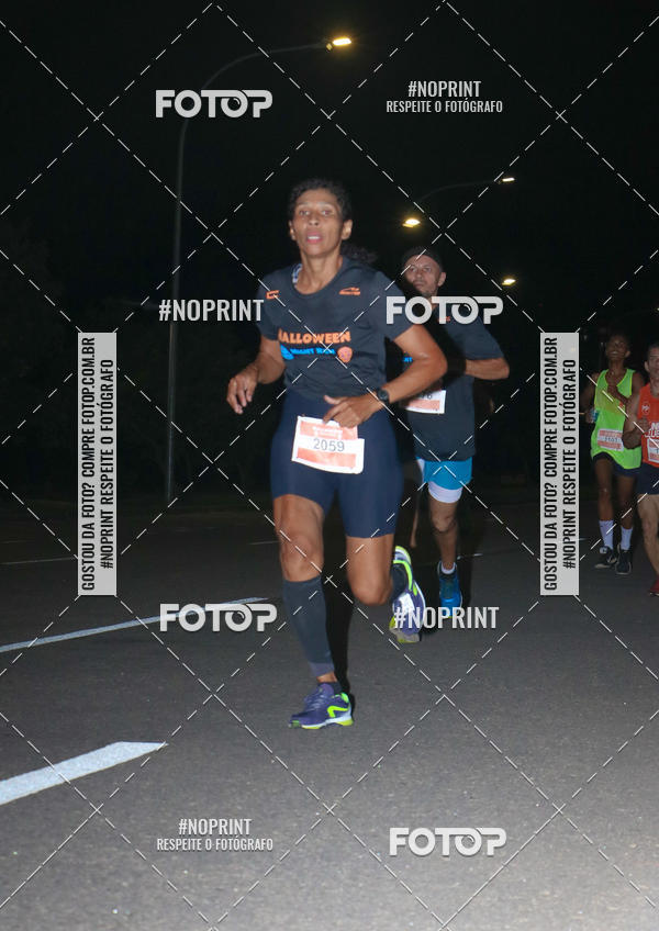Buy your photos of the eventHalloween Run on Fotop