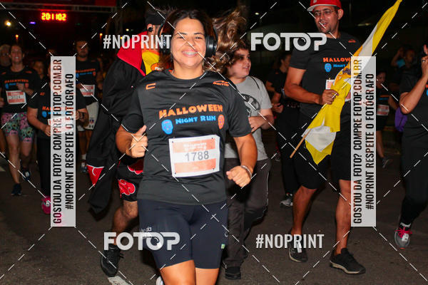 Buy your photos of the eventHalloween Run on Fotop