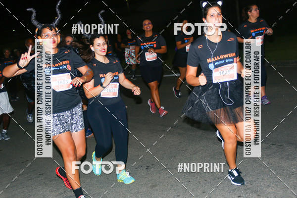 Buy your photos of the eventHalloween Run on Fotop