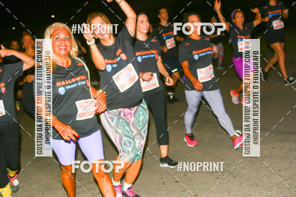 Buy your photos of the eventHalloween Run on Fotop
