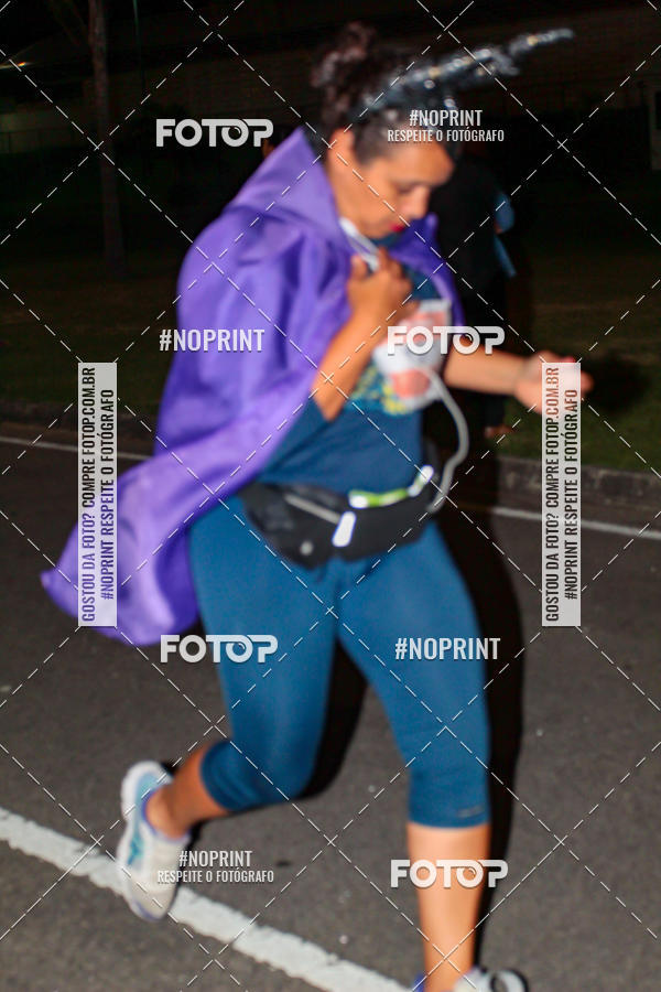 Buy your photos of the eventHalloween Run on Fotop