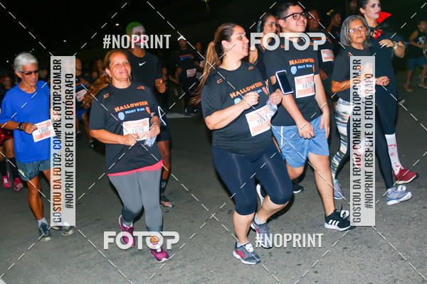 Buy your photos of the eventHalloween Run on Fotop