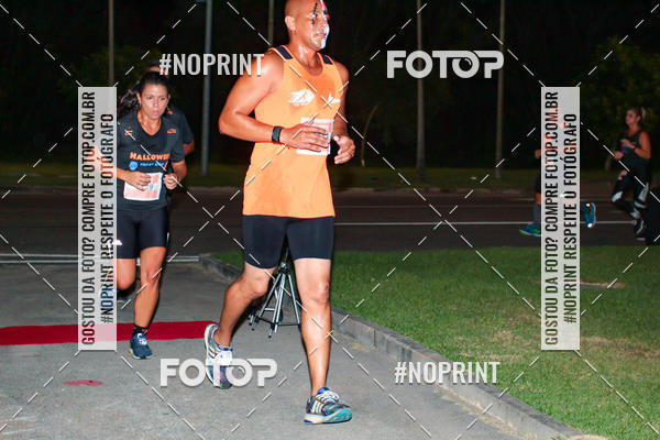 Buy your photos of the eventHalloween Run on Fotop