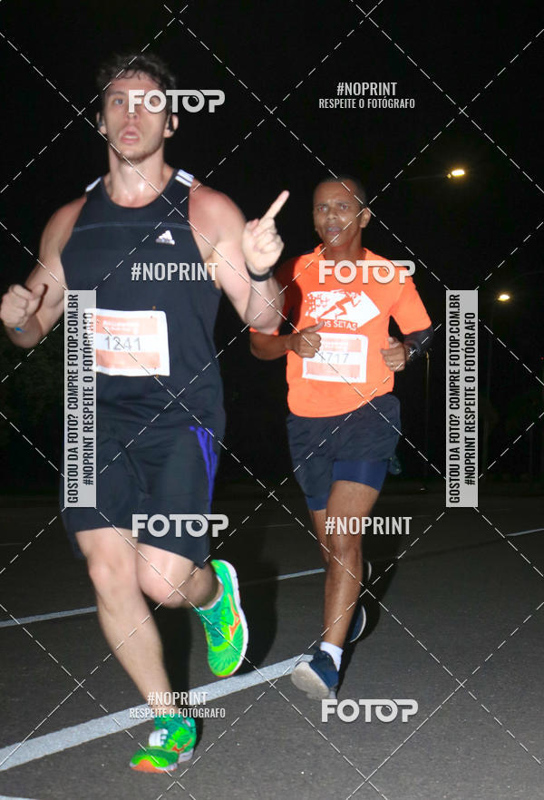 Buy your photos of the eventHalloween Run on Fotop