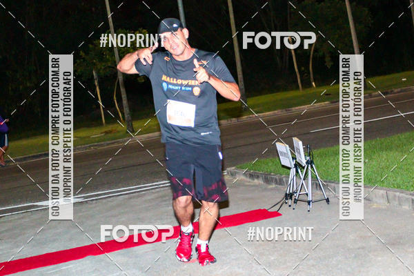 Buy your photos of the eventHalloween Run on Fotop