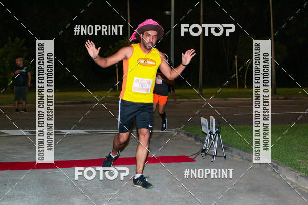 Buy your photos of the eventHalloween Run on Fotop