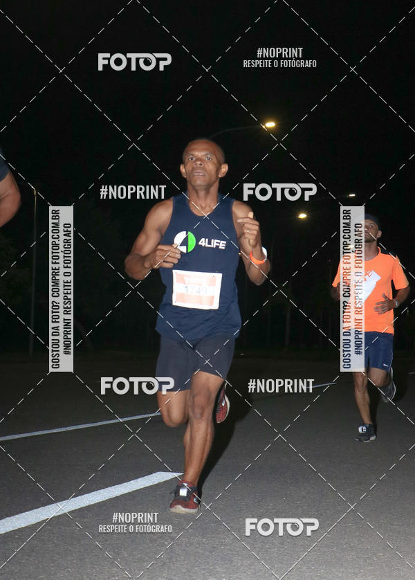 Buy your photos of the eventHalloween Run on Fotop