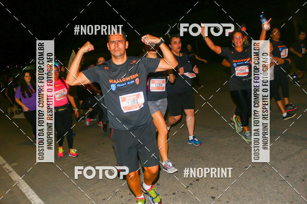 Buy your photos of the eventHalloween Run on Fotop