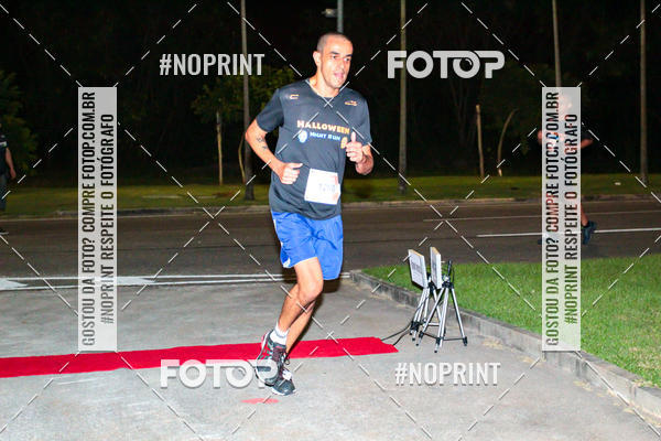 Buy your photos of the eventHalloween Run on Fotop