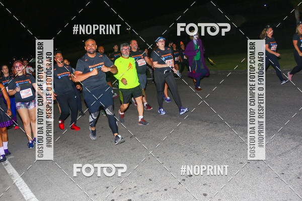 Buy your photos of the eventHalloween Run on Fotop