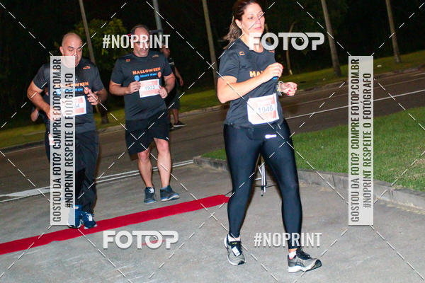 Buy your photos of the eventHalloween Run on Fotop