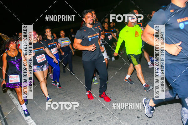 Buy your photos of the eventHalloween Run on Fotop