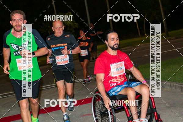 Buy your photos of the eventHalloween Run on Fotop