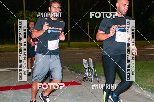 Buy your photos of the eventHalloween Run on Fotop