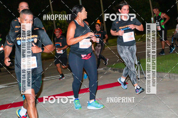 Buy your photos of the eventHalloween Run on Fotop