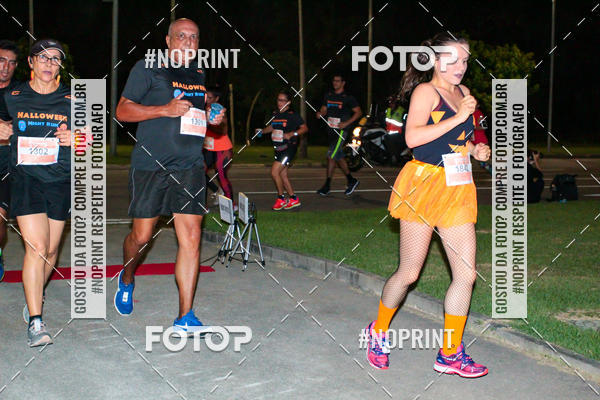 Buy your photos of the eventHalloween Run on Fotop