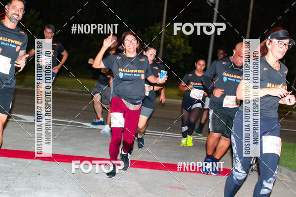 Buy your photos of the eventHalloween Run on Fotop