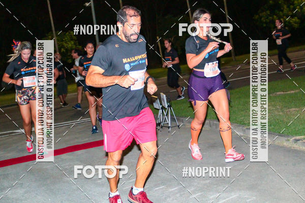 Buy your photos of the eventHalloween Run on Fotop