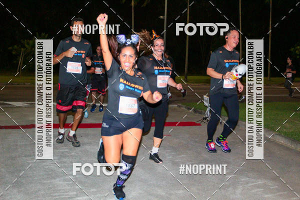 Buy your photos of the eventHalloween Run on Fotop