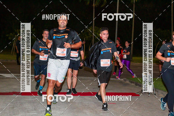 Buy your photos of the eventHalloween Run on Fotop