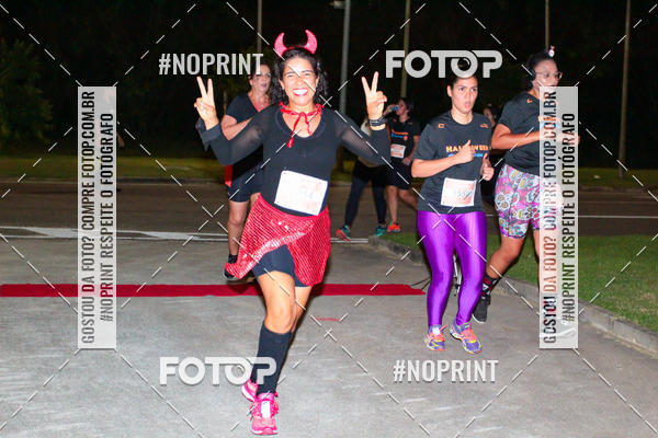 Buy your photos of the eventHalloween Run on Fotop
