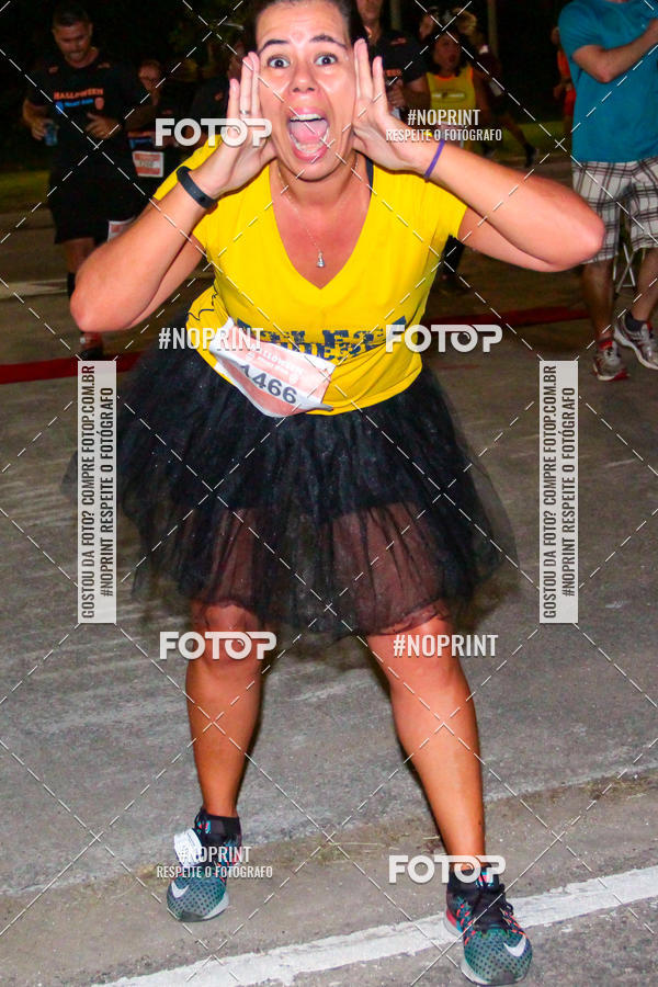 Buy your photos of the eventHalloween Run on Fotop
