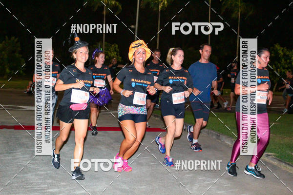 Buy your photos of the eventHalloween Run on Fotop
