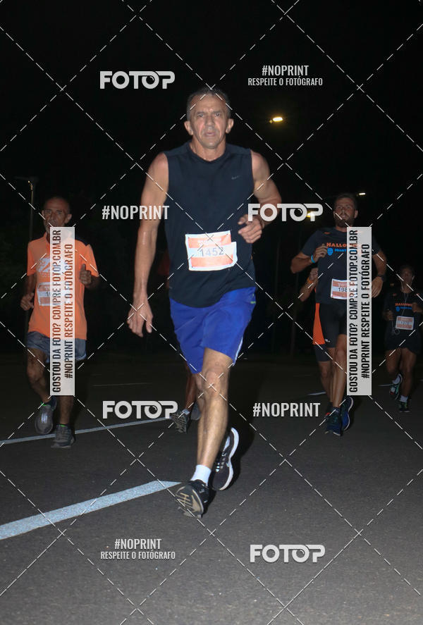Buy your photos of the eventHalloween Run on Fotop