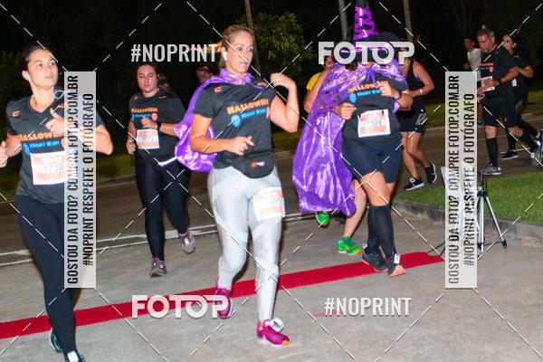 Buy your photos of the eventHalloween Run on Fotop