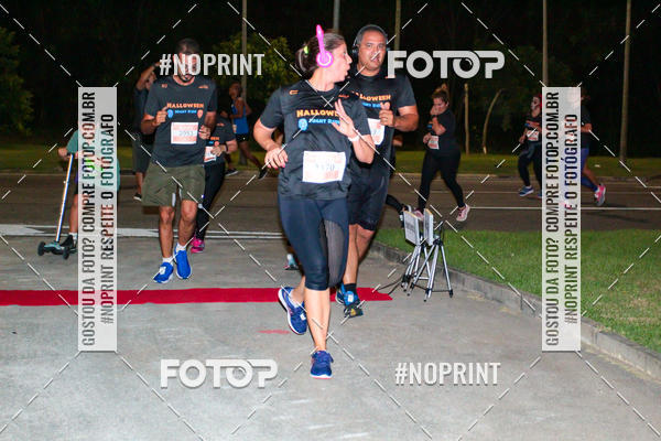Buy your photos of the eventHalloween Run on Fotop