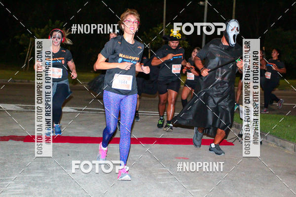 Buy your photos of the eventHalloween Run on Fotop