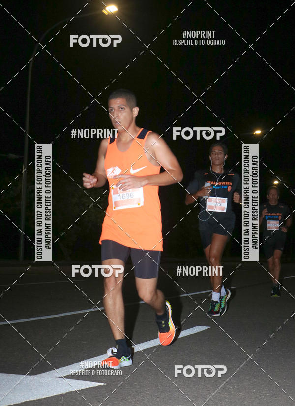 Buy your photos of the eventHalloween Run on Fotop
