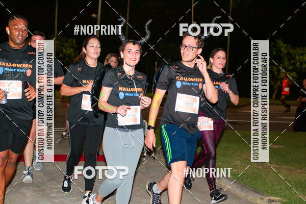 Buy your photos of the eventHalloween Run on Fotop