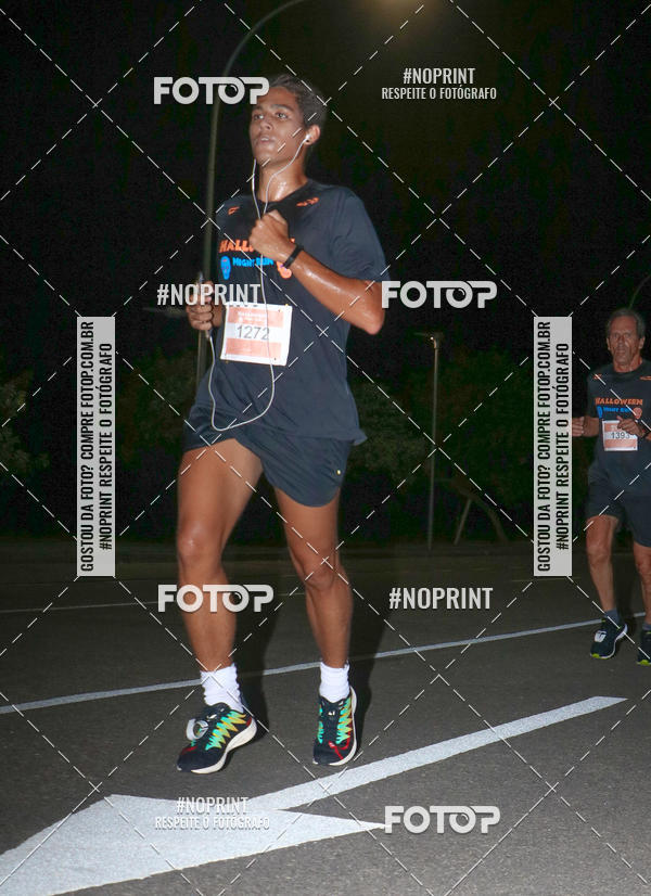 Buy your photos of the eventHalloween Run on Fotop