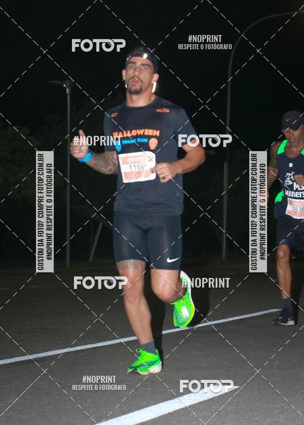 Buy your photos of the eventHalloween Run on Fotop