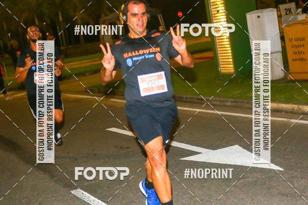 Buy your photos of the eventHalloween Run on Fotop