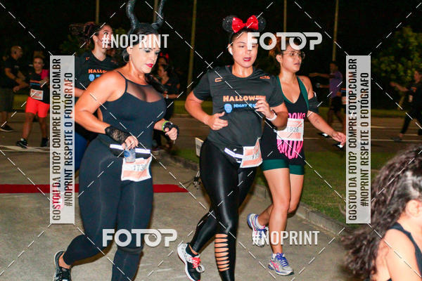 Buy your photos of the eventHalloween Run on Fotop