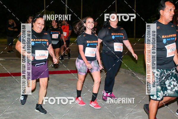 Buy your photos of the eventHalloween Run on Fotop