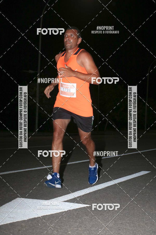 Buy your photos of the eventHalloween Run on Fotop