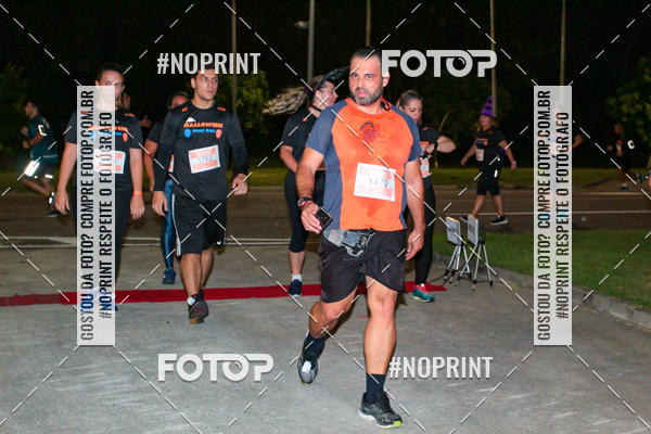 Buy your photos of the eventHalloween Run on Fotop