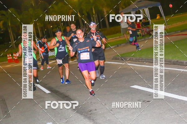 Buy your photos of the eventHalloween Run on Fotop
