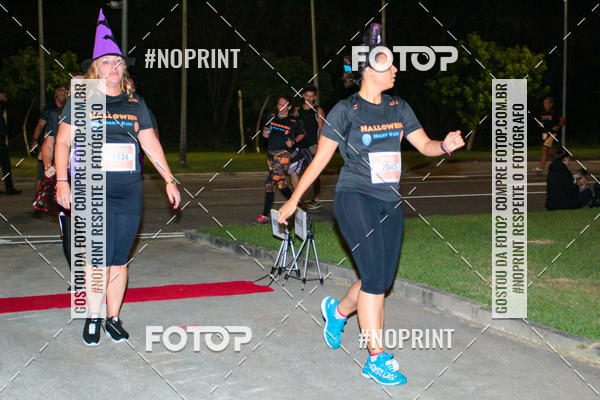 Buy your photos of the eventHalloween Run on Fotop